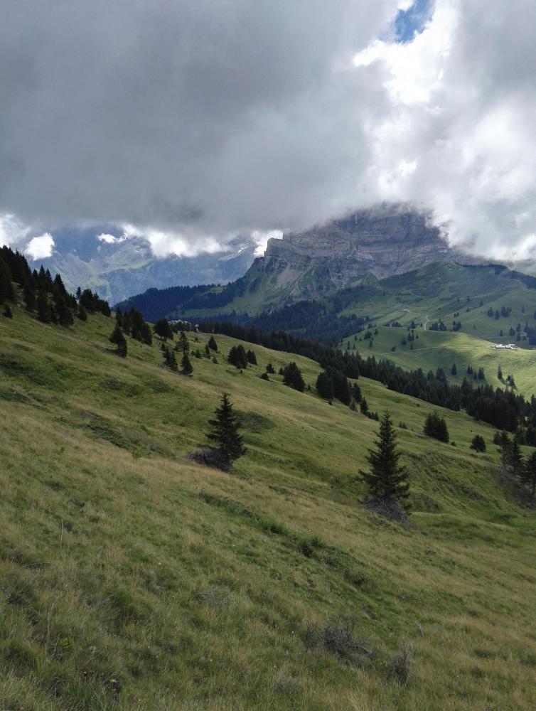 File:Les Diablerets Ormont-Dessus.jpg - Wikipedia